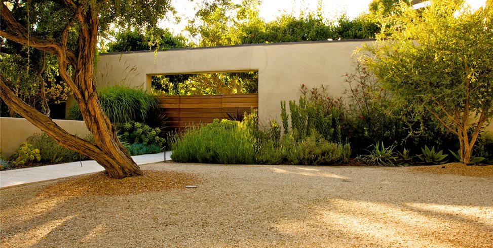 Decomposed Granite Cost & Installation Tips for Outdoor Spaces